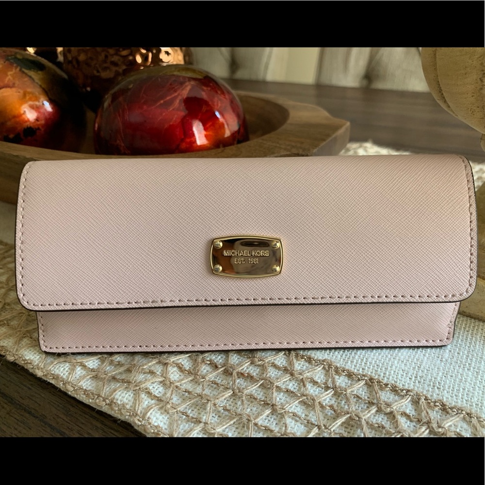 Michael Kors Bi-fold Wallet